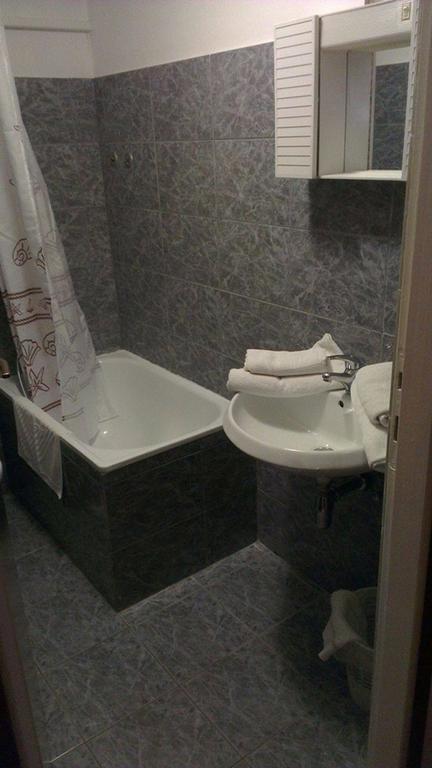 Apartment Zigo Rab Town Esterno foto